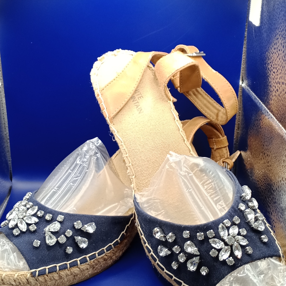 Elegant Tan and Navy Women's Espadrilles